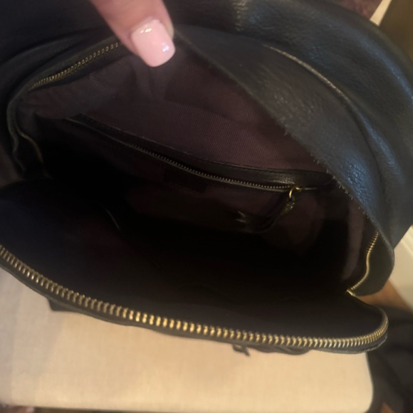 MADEWELL Leather Backpack 16" x 14 approx measurements JUST REDUCED - Picture 5 of 5